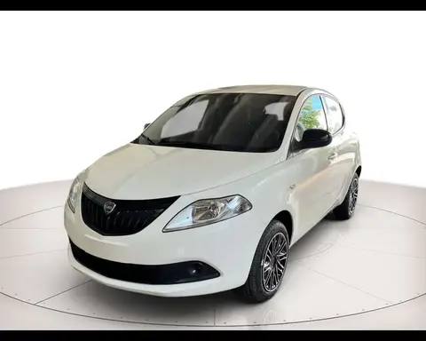 Annonce LANCIA YPSILON Essence 2024 d'occasion 