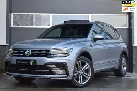 Used VOLKSWAGEN TIGUAN Petrol 2020 Ad 