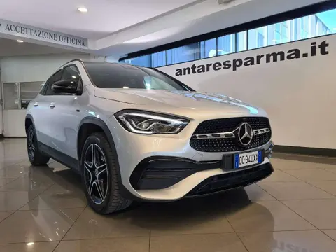 Used MERCEDES-BENZ CLASSE GLA Hybrid 2020 Ad 