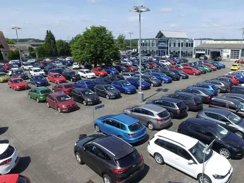 Used NISSAN QASHQAI Hybrid 2024 Ad Germany