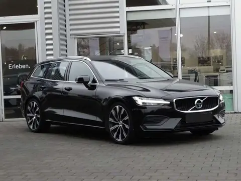 Used VOLVO V60 Petrol 2018 Ad 