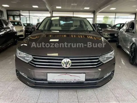 Used VOLKSWAGEN PASSAT Petrol 2017 Ad 