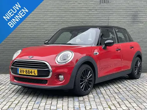 Used MINI COOPER Petrol 2018 Ad 