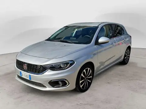 Annonce FIAT TIPO Essence 2017 d'occasion 