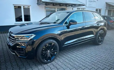 Used VOLKSWAGEN TOUAREG Diesel 2018 Ad 