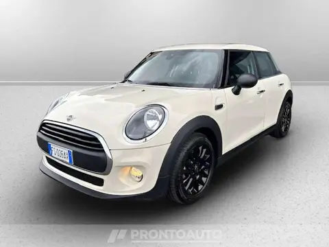 Used MINI ONE Petrol 2018 Ad 