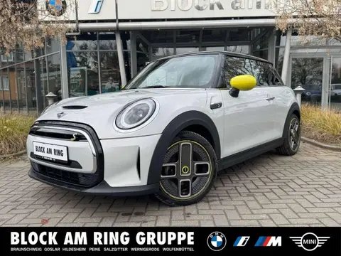 Used MINI COOPER  2021 Ad 