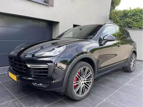 Used PORSCHE CAYENNE Petrol 2016 Ad 