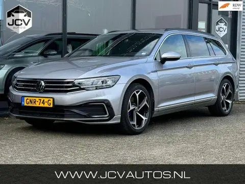 Used VOLKSWAGEN PASSAT Hybrid 2021 Ad 