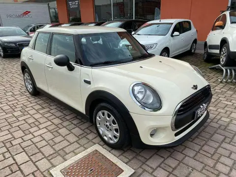 Annonce MINI ONE Diesel 2015 d'occasion 