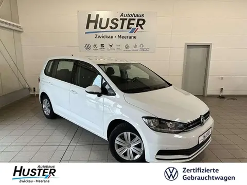 Used VOLKSWAGEN TOURAN Petrol 2019 Ad 