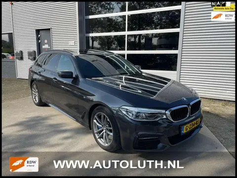 Annonce BMW SERIE 5 Essence 2018 d'occasion 