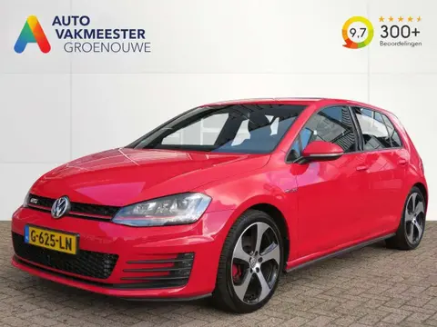 Used VOLKSWAGEN GOLF Petrol 2015 Ad 