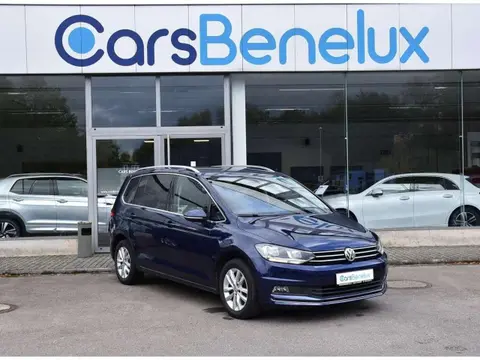 Used VOLKSWAGEN TOURAN Petrol 2019 Ad 