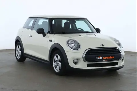 Used MINI COOPER Petrol 2018 Ad 