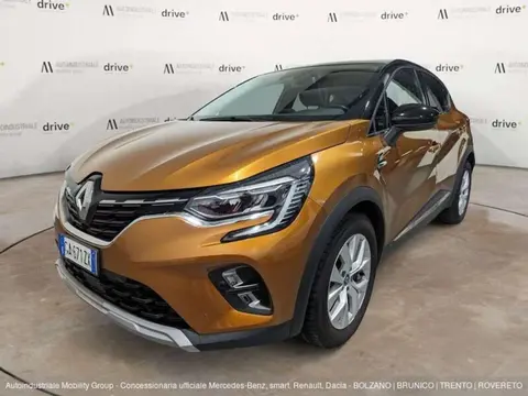 Used RENAULT CAPTUR Hybrid 2020 Ad 