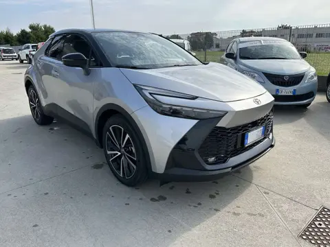 Annonce TOYOTA C-HR Hybride 2024 d'occasion 