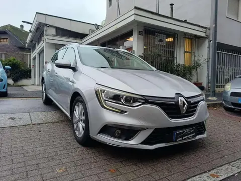 Annonce RENAULT MEGANE Diesel 2019 d'occasion 