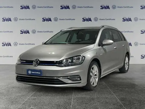 Used VOLKSWAGEN GOLF  2019 Ad 