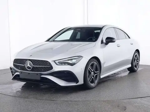 Used MERCEDES-BENZ CLASSE CLA Hybrid 2023 Ad 