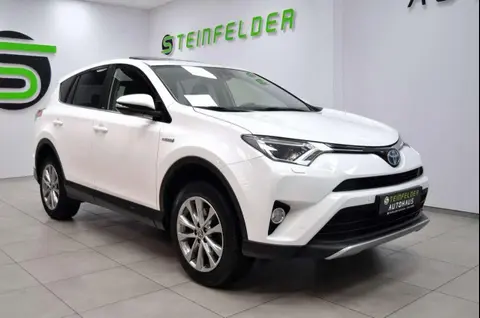 Used TOYOTA RAV4 Hybrid 2017 Ad 