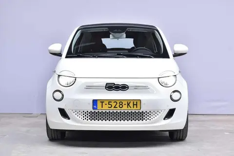 Used FIAT 500C Electric 2023 Ad 