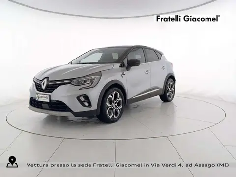 Used RENAULT CAPTUR Hybrid 2022 Ad 