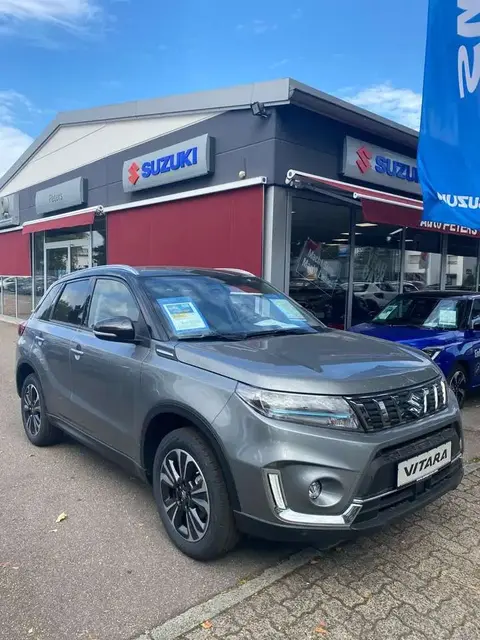 Used SUZUKI VITARA Hybrid 2024 Ad 