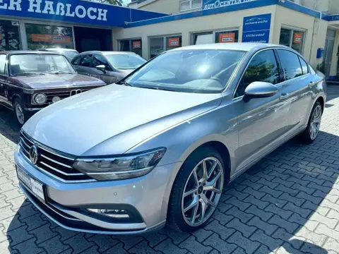 Used VOLKSWAGEN PASSAT Petrol 2019 Ad 