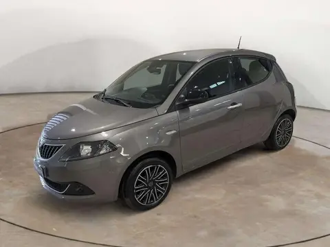 Used LANCIA YPSILON Hybrid 2022 Ad 