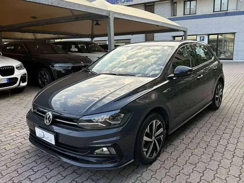 Used VOLKSWAGEN POLO  2018 Ad 