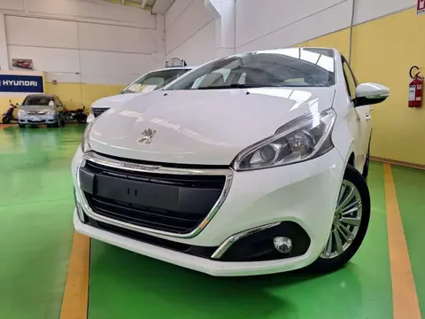 Used PEUGEOT 208 Petrol 2017 Ad 