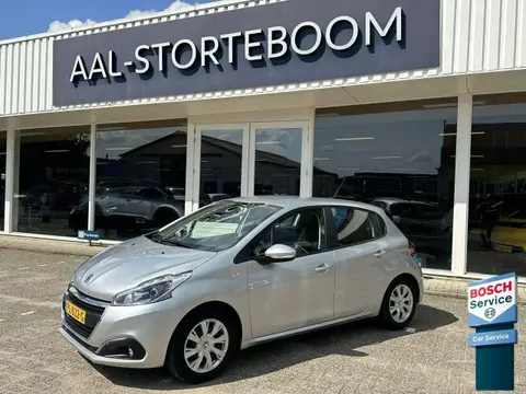 Used PEUGEOT 208 Petrol 2017 Ad 