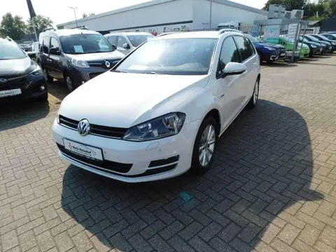 Used VOLKSWAGEN GOLF Petrol 2015 Ad 