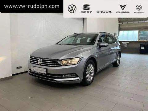 Used VOLKSWAGEN PASSAT Petrol 2018 Ad 