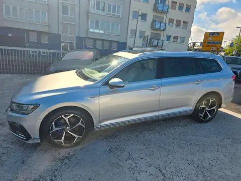 Used VOLKSWAGEN PASSAT Hybrid 2020 Ad 