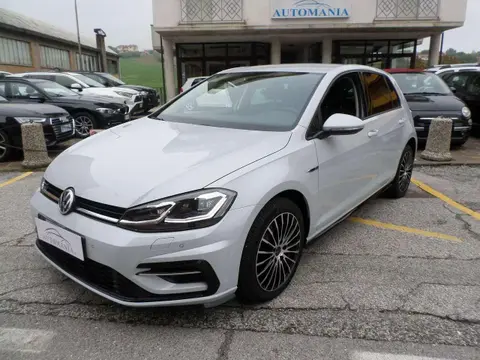 Used VOLKSWAGEN GOLF Petrol 2018 Ad 