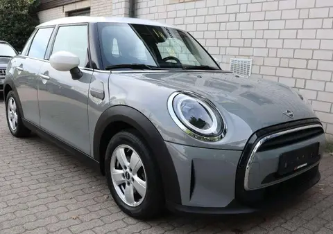 Annonce MINI COOPER Essence 2021 d'occasion Allemagne