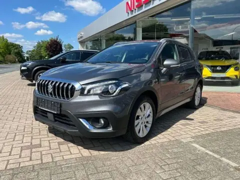 Used SUZUKI SX4 Petrol 2017 Ad 