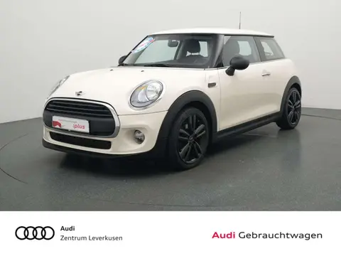 Used MINI ONE Petrol 2016 Ad 