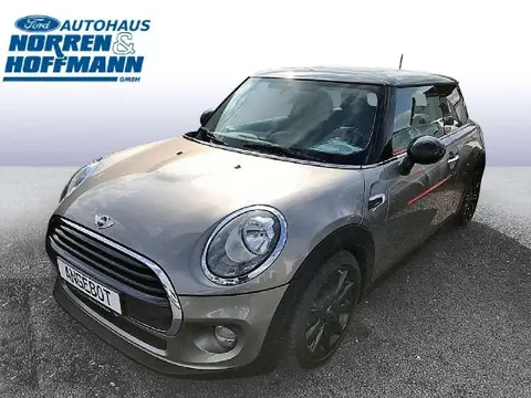 Used MINI COOPER Petrol 2016 Ad Germany