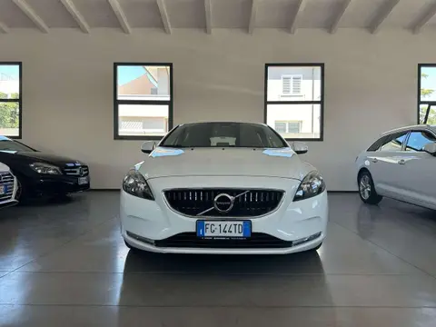 Annonce VOLVO V40 Diesel 2016 d'occasion 