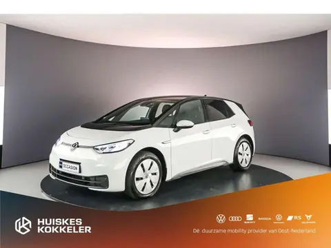 Used VOLKSWAGEN ID.3 Electric 2023 Ad 