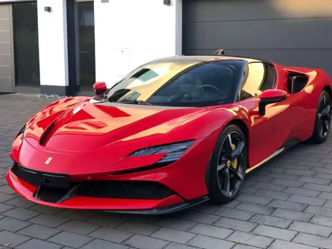 Used FERRARI SF90 Hybrid 2022 Ad 