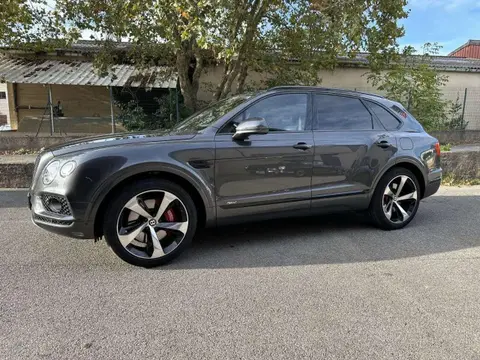 Used BENTLEY BENTAYGA Hybrid 2019 Ad 