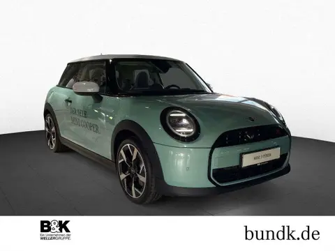 Annonce MINI COOPER Essence 2024 d'occasion Allemagne