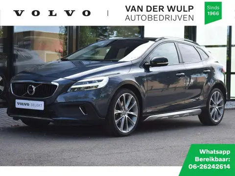 Annonce VOLVO V40 Essence 2019 d'occasion 