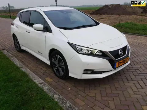 Used NISSAN LEAF Electric 2018 Ad 