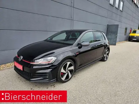 Used VOLKSWAGEN GOLF Petrol 2017 Ad 