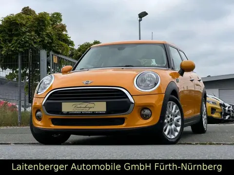 Used MINI ONE Petrol 2016 Ad Germany